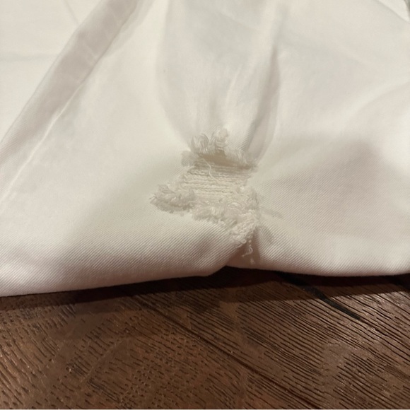 Joe's Jeans White Ankle & Cropped Jeans - Picture 10 of 12